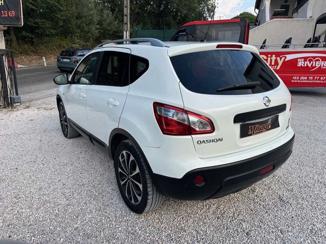 Nissan Qashqai (2) 1.5 DCI 110 6CV ACENTA NAVI blanc metal de 2011