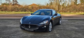  Voir d&eacute;tails -Maserati Gran Turismo 4.2 V8 405 CH BOITE AUTO 6 &agrave; Roanne (42)