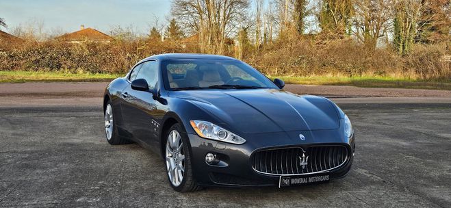 Maserati Gran Turismo 4.2 V8 405 CH BOITE AUTO 6 GRIS FONCE de 2008
