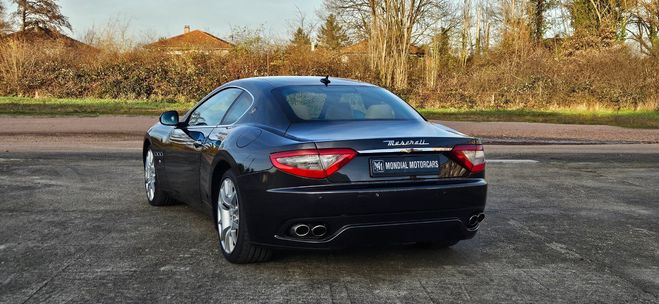 Maserati Gran Turismo 4.2 V8 405 CH BOITE AUTO 6 GRIS FONCE de 2008