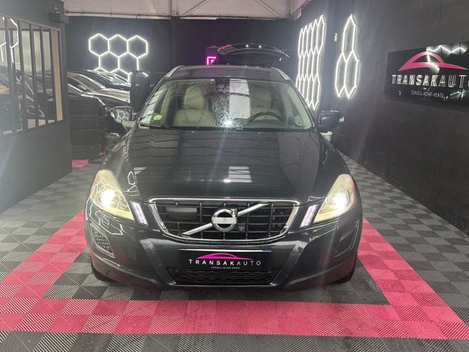 Volvo XC60 D3 163 ch GEATRONIC A MOMENTUM ~ Suivi c Gris de 2011