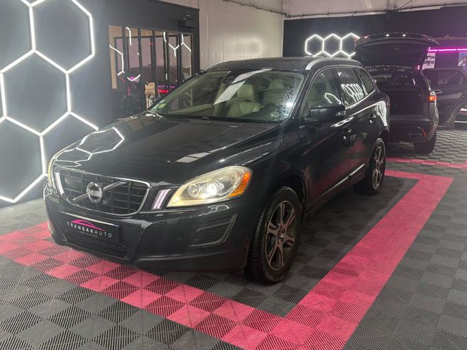 Volvo XC60 D3 163 ch GEATRONIC A MOMENTUM ~ Suivi c Gris de 2011
