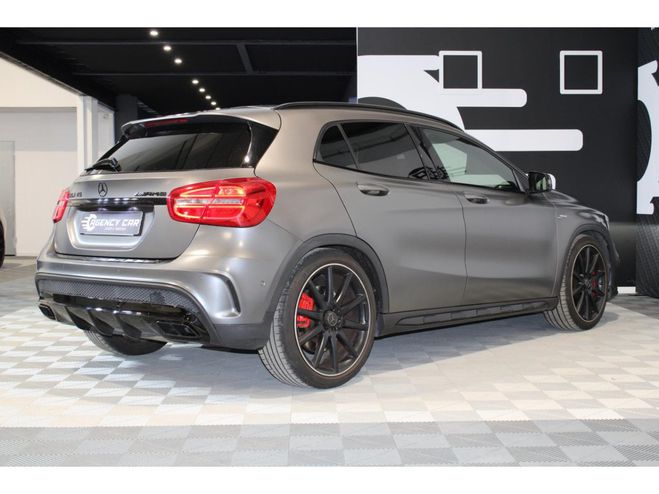 Mercedes Classe GLA 45 - AMG 4-Matic BV Speedshift DCT Suivi GRIS CLAIR de 2014