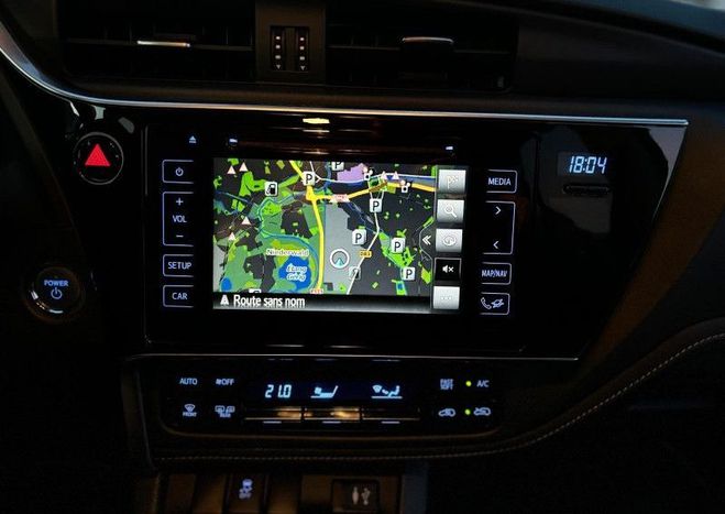 Toyota Auris HSD 136H COLLECTION Rouge de 2019