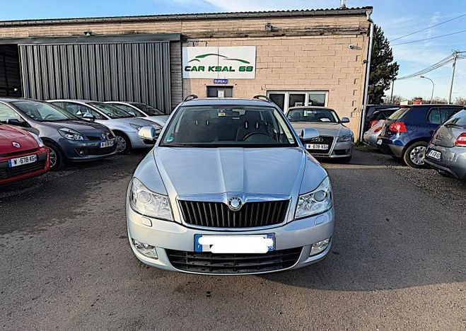 Skoda Octavia 1.4 T-FSI ELEGANCE DSG Bleu de 2010
