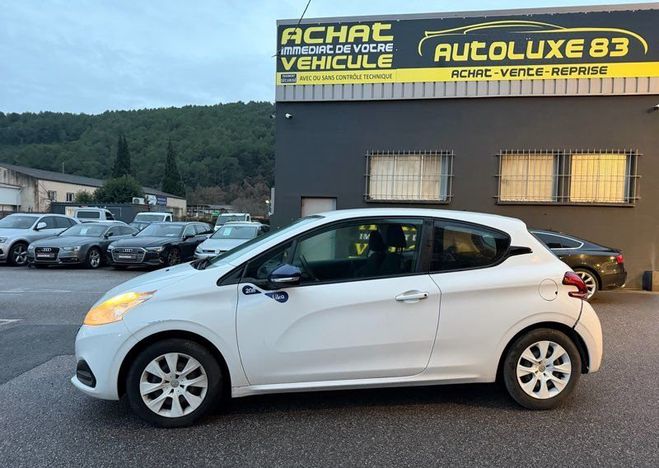 Peugeot 208 68 cv like garantie Blanc de 2016