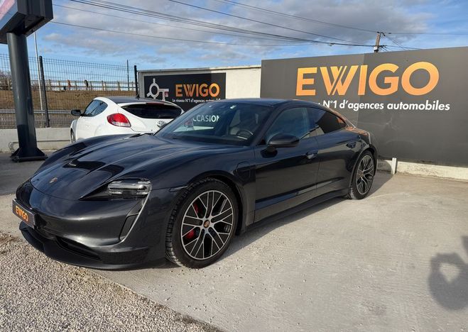 Porsche Taycan 4s 571 ch origine france 93.4kwh perform Gris de 2020