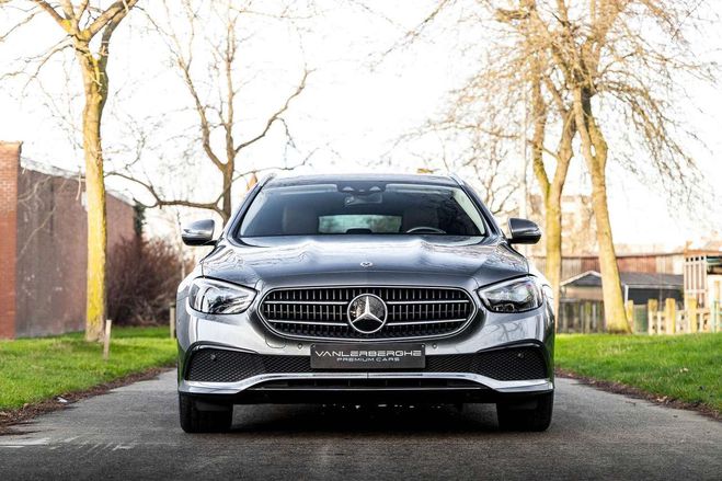 Mercedes Classe E 300 de T Avantgarde Gris M�tallis� de 