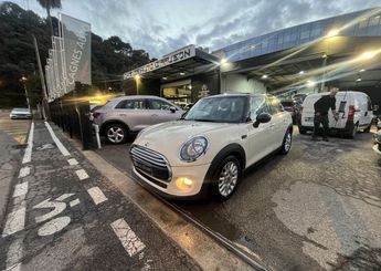  Voir d&eacute;tails -Mini Mini 5 portes COOPER D 116CH CHILI BVA &agrave; Cagnes-sur-Mer (06)