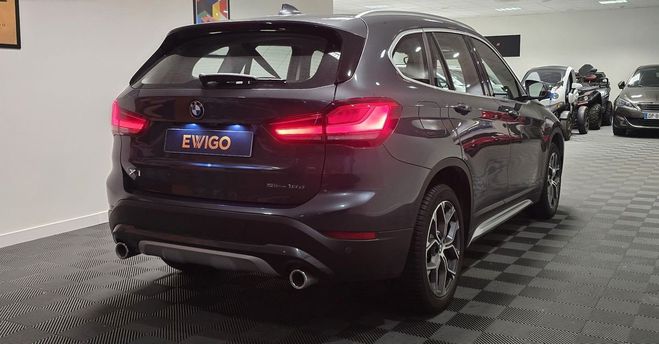 BMW X1 18 d 150 ch x-line sdrive   origine fran Gris de 2020