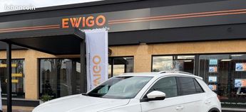  Voir d&eacute;tails -Volkswagen T Roc 1.5 tsi 150ch evo r-line start-stop &agrave; Marignane (13)