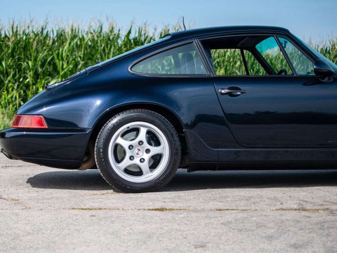 Porsche 911 964 Carrera 2 Bleu de 1992