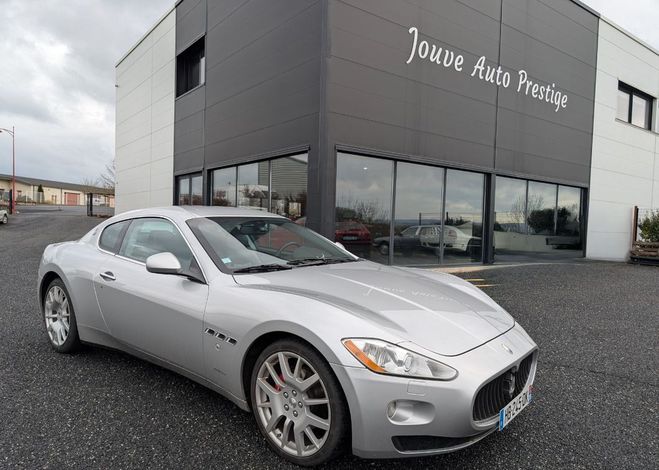 Maserati Gran Turismo 4.2 Gris de 2008