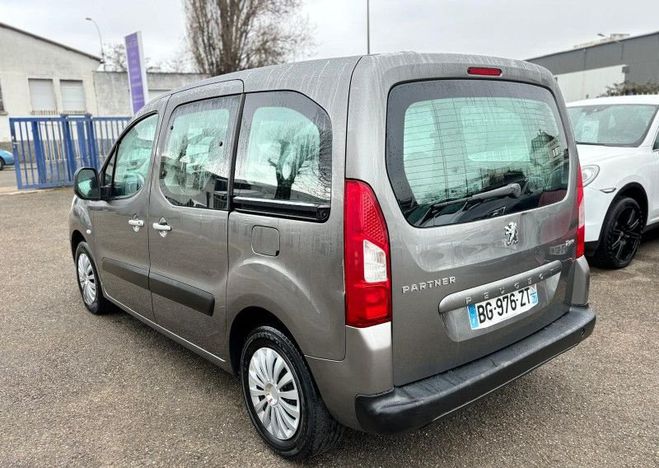 Peugeot Partner Tepee 1.6 HDI92 FAP ACTIVE Gris de 2011