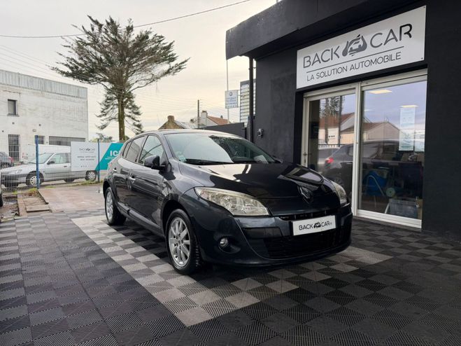 Renault Megane III BERLINE 2.0 16V 140 Dynamique CVT GRIS FONCE de 2009