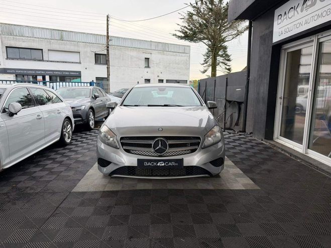 Mercedes Classe A 180 CDI BlueEFFICIENCY Inspiration 7-G D GRIS CLAIR de 2014