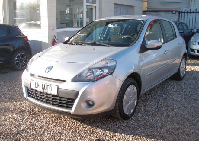 Renault Clio III (2) 1.5 DCI 90 EXPRESSION CLIM 5P EC Gris de 2012