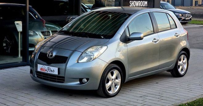 Toyota Yaris 85 VVT-I LUNA PACK BVA 5P Gris de 2005