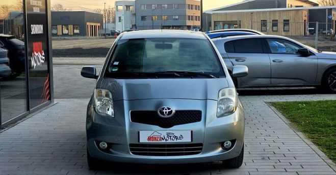 Toyota Yaris 85 VVT-I LUNA PACK BVA 5P Gris de 2005