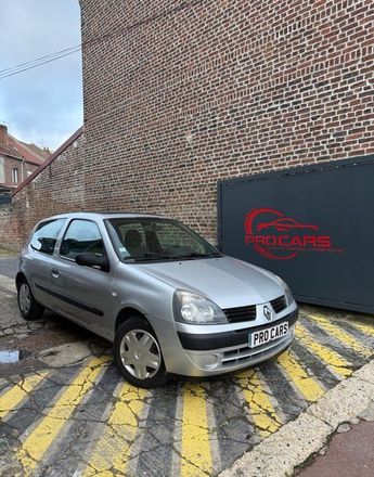  Voir d&eacute;tails -Renault Clio campus &agrave; Douai (59)