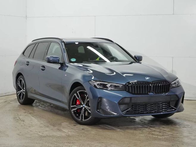 BMW Serie 3 330 e xDrive M Sport PRO HUD/PANO/AHK/ME ARCTIC RACE BLEU de 2025