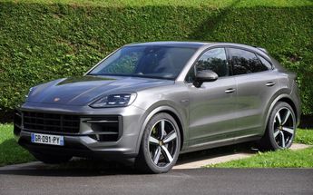  Voir d&eacute;tails -Porsche Cayenne COUPE 3.0 V6 E-hybrid 470 Origine Fran�a &agrave;  La Calotterie (62)