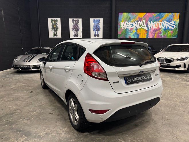 Ford Fiesta VI Phase 2 1.0 SCTi EcoBoost 100 ch 5 Po Blanc de 2015