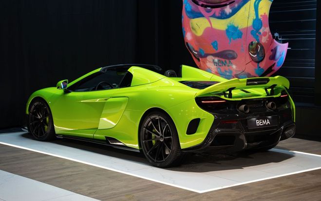Mclaren 675LT Spider | Malus pay� Napier Green PPF com Vert de 2017