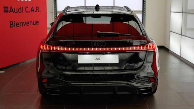 Audi A5 AVANT TFSI 204 ch S tronic 7 S line Noir de 2025