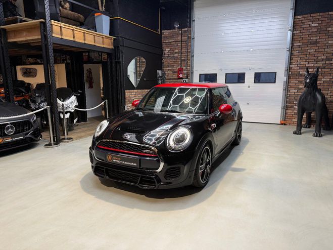 Mini One HATCH 3 PORTES F56 231 cv John Cooper Wo Noir de 2017