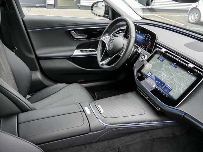 Mercedes Classe E 300 T Avantgarde/LED/Cam/Distr/Keyl/Ambi Noir M�tallique de 