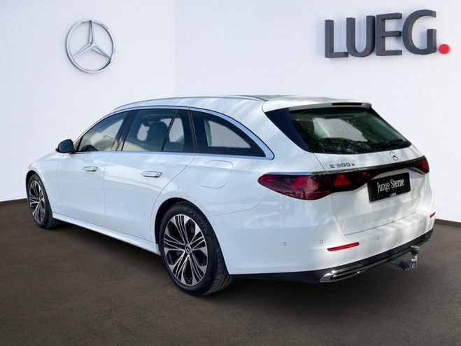 Mercedes Classe E 300 T-Modell AVANTGARDE DISTRONIC LENKRA Blanc de 