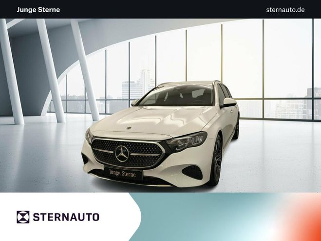Mercedes Classe E 300 T Avantgarde Advanced AHK Distro Amb Blanc de 