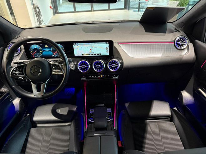 Mercedes Classe B 180 +KAMERA+AMBIENTE+LED+TOTWINKEL+NAVI+ Blanc de 