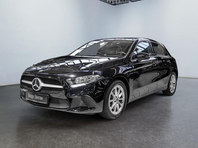 Mercedes Classe A 250 e Kompaktlimousine SPUR SHZ Noir de 