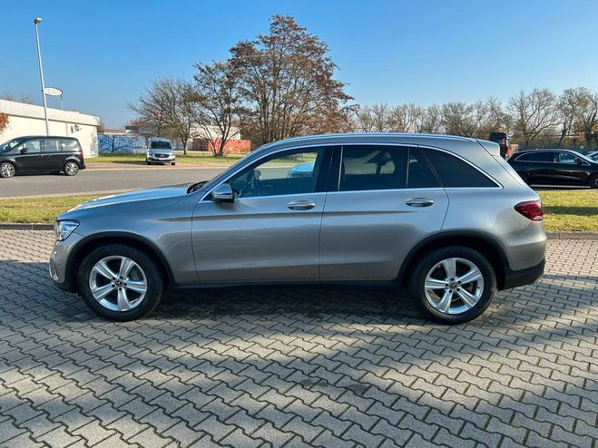 Mercedes GLC 200 4M +Exclusive+AHK+360�+LED+Business+ Argent� M�tallique de 
