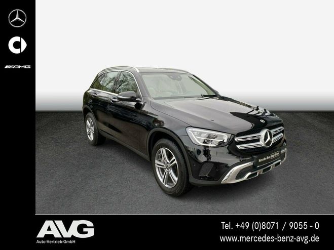 Mercedes GLC 300 e 4MATIC LED RFK PANO KEYLESS SHZ 18 Noir de 