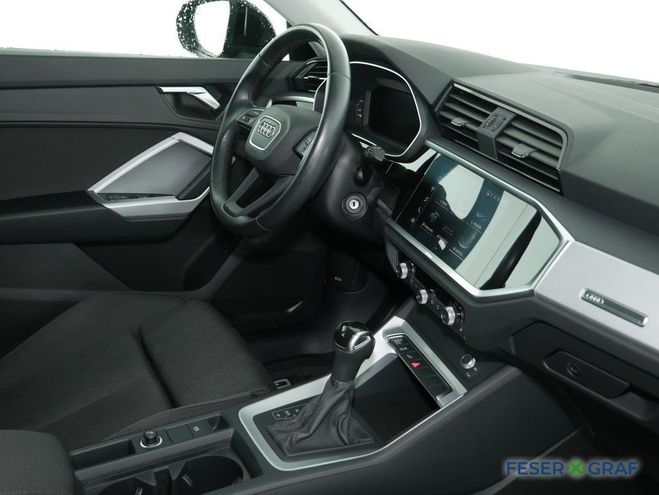 Audi Q3 45 TFSI e S tronic SmartphoneI,Sportsitz Noir M�tallique de 