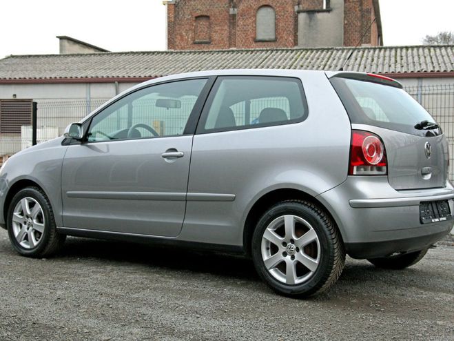 Volkswagen Polo 1.4i 16S Sport Edition Gris m�tallis� de 2006