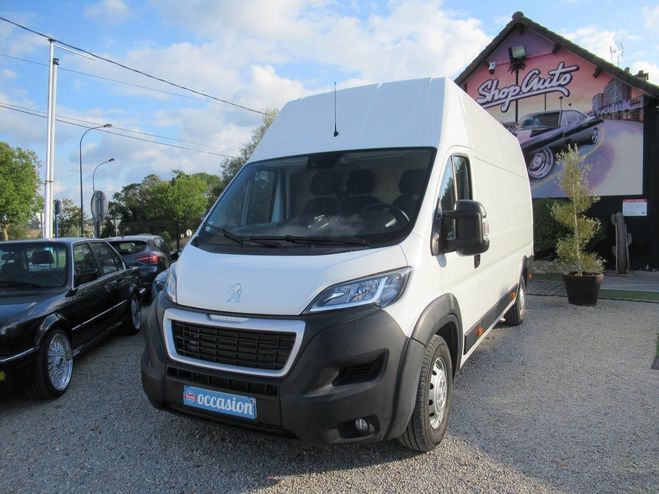 Peugeot Boxer 0102 2.2 HDI 165ch Diesel Blanc de 2020