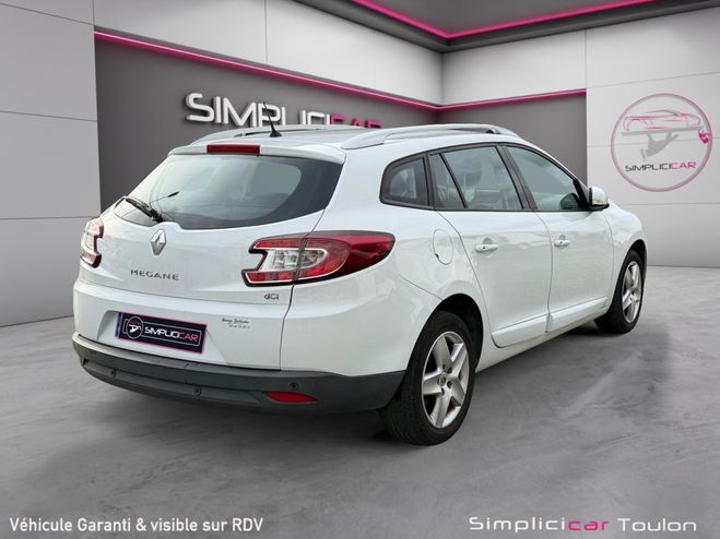Renault Megane III ESTATE 1.5 dCi 110 Energy Life - gar Blanc de 2016