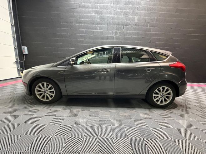 Ford Focus 1.6 TDCi 115 SS Titanium Gris de 2014