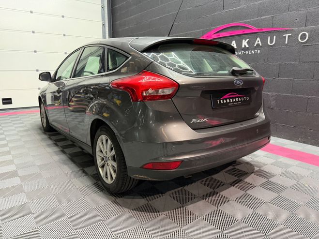 Ford Focus 1.6 TDCi 115 SS Titanium Gris de 2014