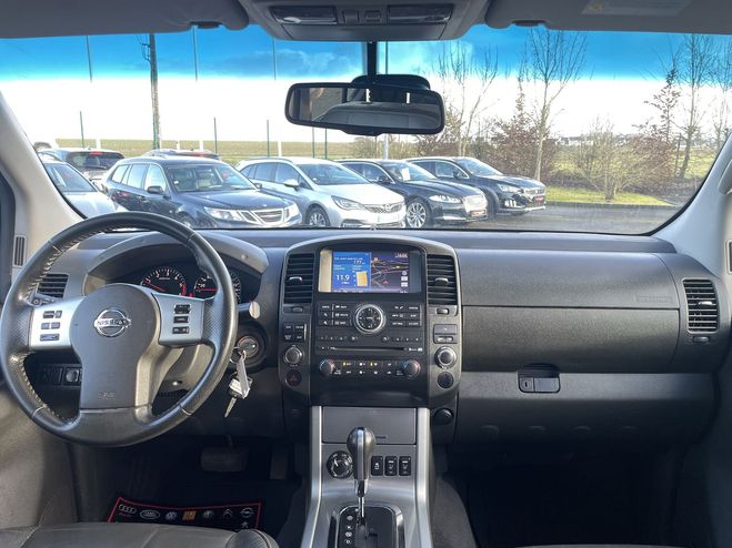 Nissan Navara 3.0 V6 DCI 231CH DOUBLE-CAB BVA BLANC  de 2015