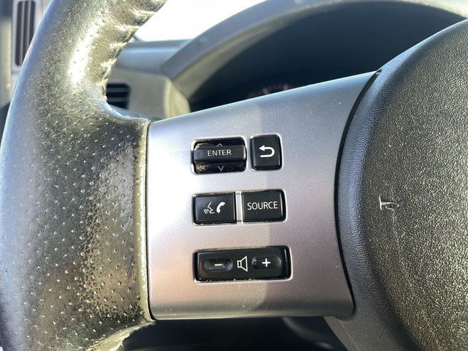 Nissan Navara 3.0 V6 DCI 231CH DOUBLE-CAB BVA BLANC  de 2015