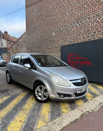  Voir d&eacute;tails -Opel Corsa  &agrave; Douai (59)