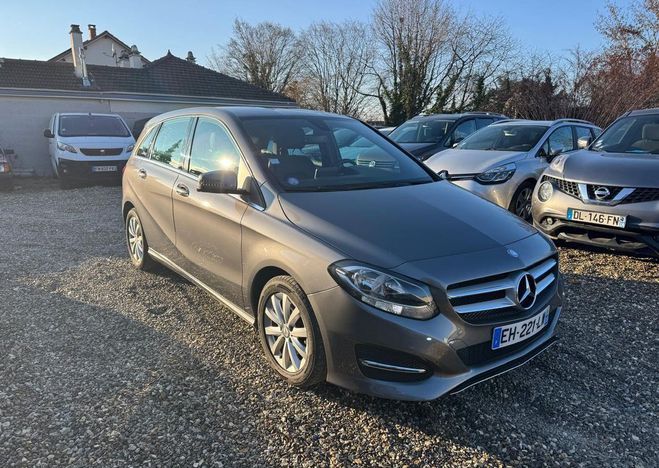 Cliquer pour voir la photo suivante Mercedes Classe B 180 122ch Inspiration 7G-DCT Historique Gris de 2016