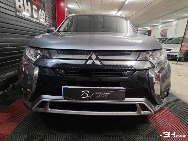 Mitsubishi Outlander 2.4 240H 135 TWIN-MOTOR PHEV HYBRID 13.8 Gris de 2019