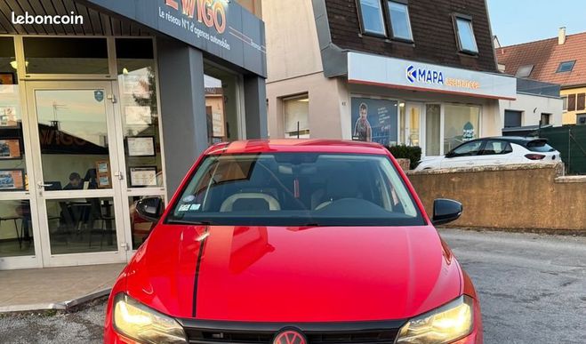 Volkswagen Polo 1.0 tsi 95 ch firts edition beats dsg Rouge de 2017