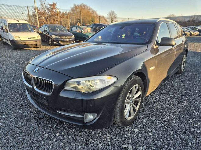 BMW Serie 5 520 dA--CUIR-XENON-USB---MARCHAND OU EXP Noir M�tallis� de 